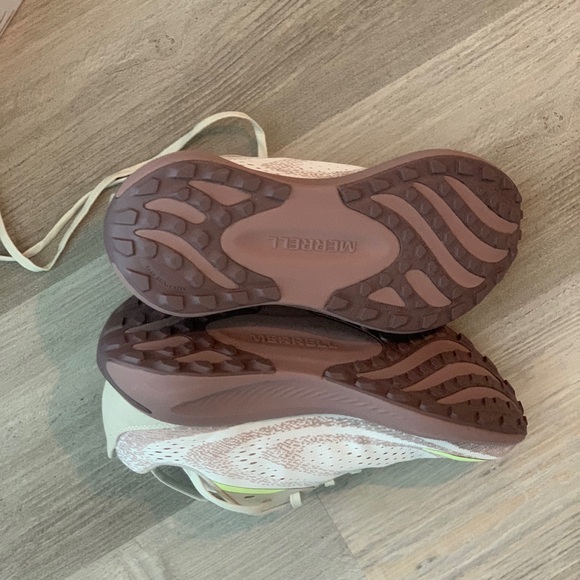 Merrell Shoes - Picture 4 of 5